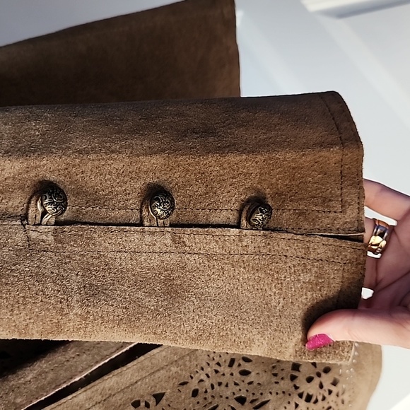 Leather Jacket - Picture 9 of 13